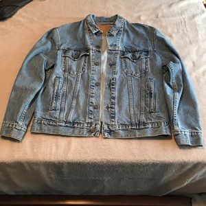 Levi’s mens trucker jacket